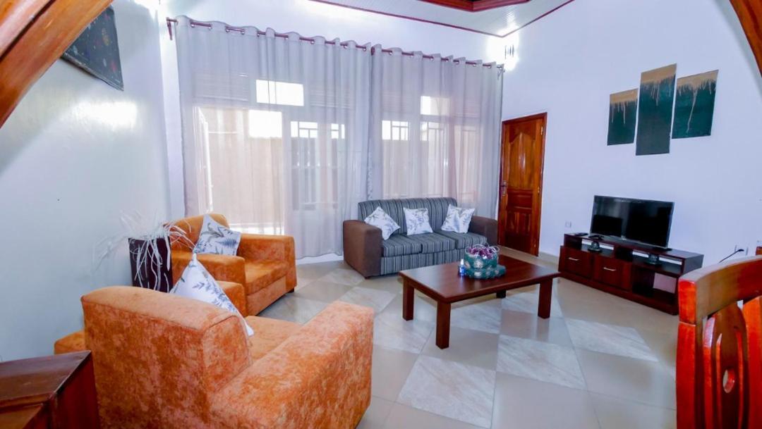 Bed and Breakfast Da Vinci House Kigali Esterno foto