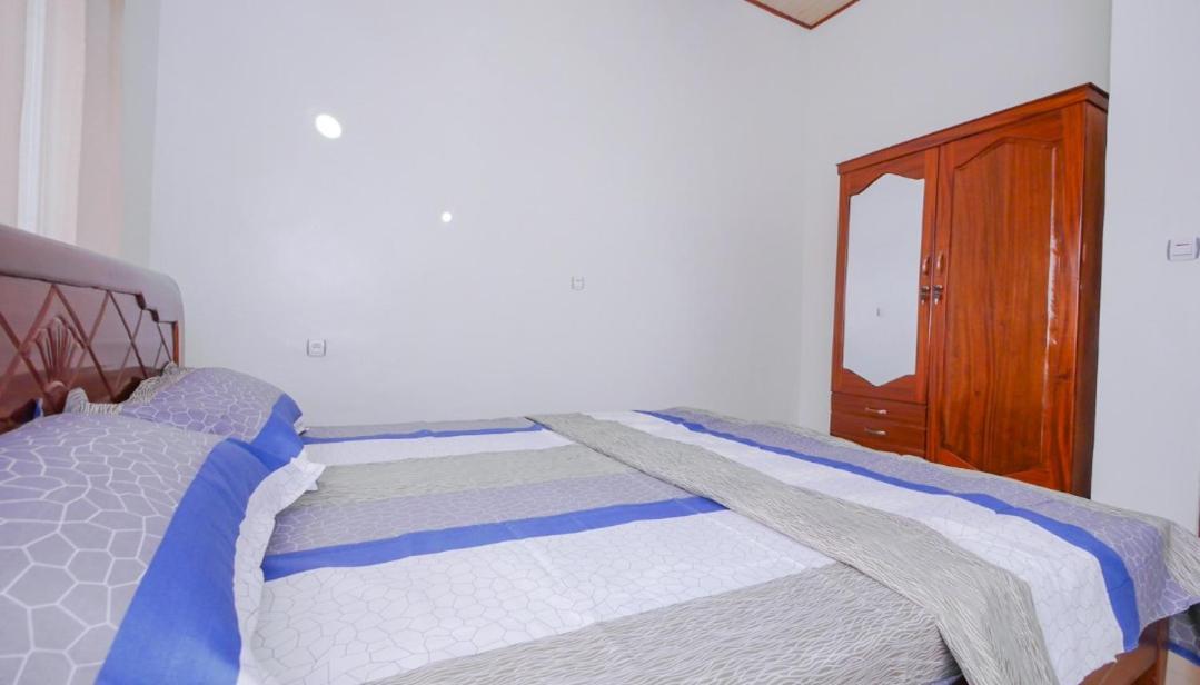 Bed and Breakfast Da Vinci House Kigali Esterno foto
