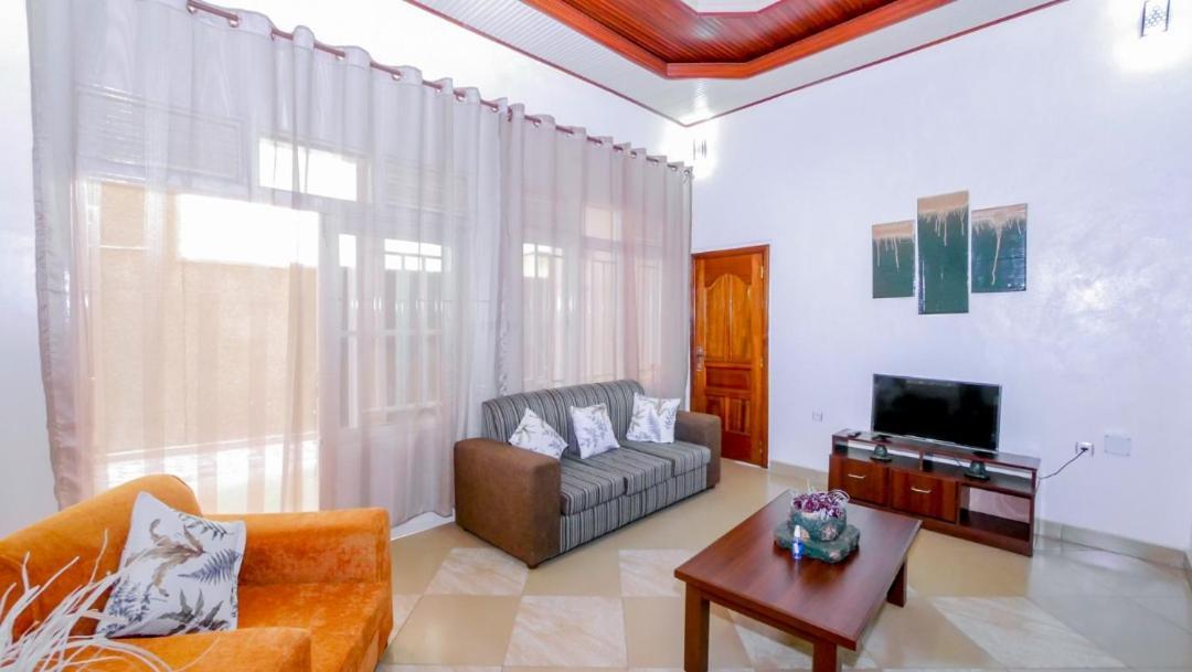 Bed and Breakfast Da Vinci House Kigali Esterno foto