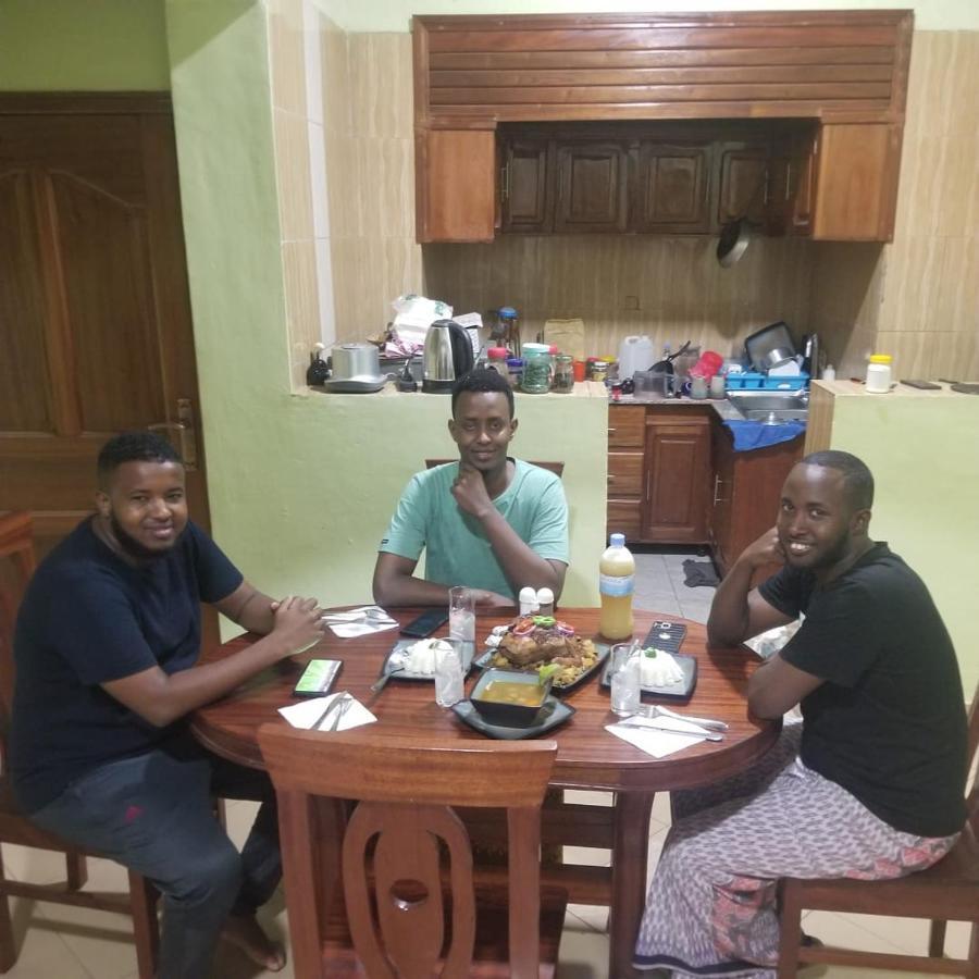 Bed and Breakfast Da Vinci House Kigali Esterno foto